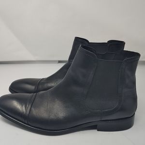 Men's Leather Steve Madden Chelsea Boots.